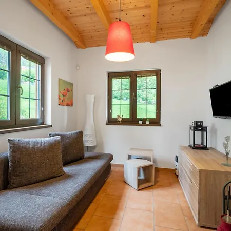 2 By Interhome * Bečov nad Teplou