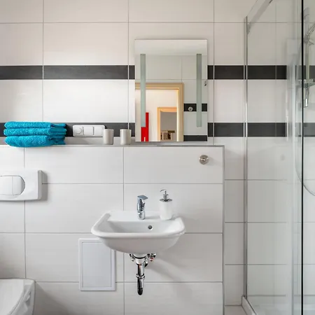 2 By Interhome