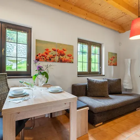 2 By Interhome Bečov nad Teplou